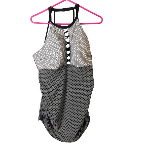 NWOT Cacique swim women’s plus size Tankini swim top black grey & white size 18 - Picture 1 of 10